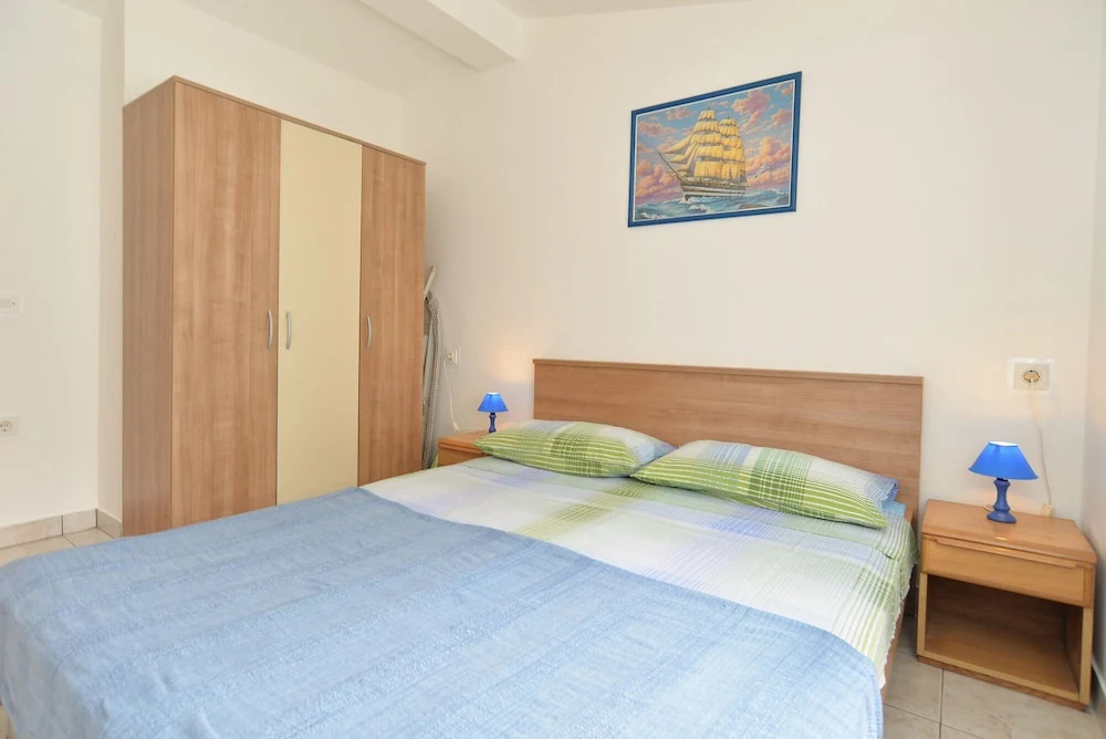 Apartments Veljko 100