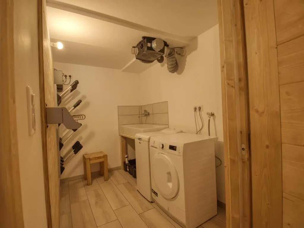 Chalet moderne avec jacuzzi, animaux admis, Morillon - FR-1-642-66