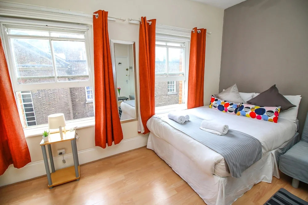 Simple Studio flat in heart of Brick ln