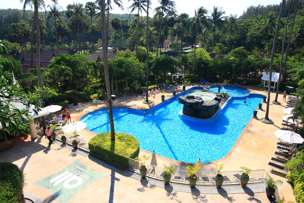 All Seasons Naiharn Phuket