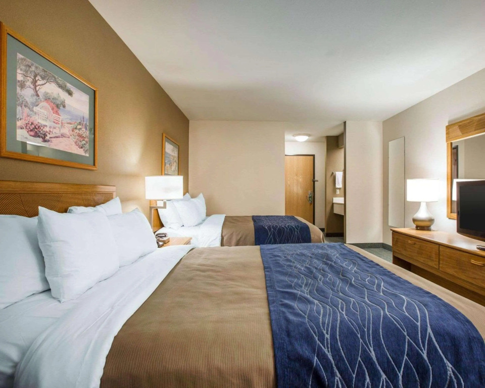 Comfort Inn Marina on the Monterey Bay