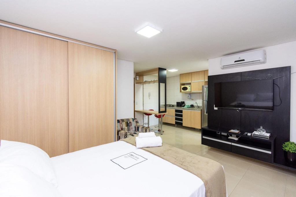 Flat Com Linda Vista De Goiânia   Th1410