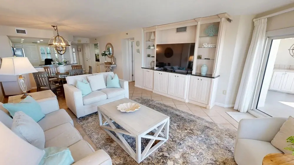 Inlet Reef 205 2 Bedroom Apts by RedAwning