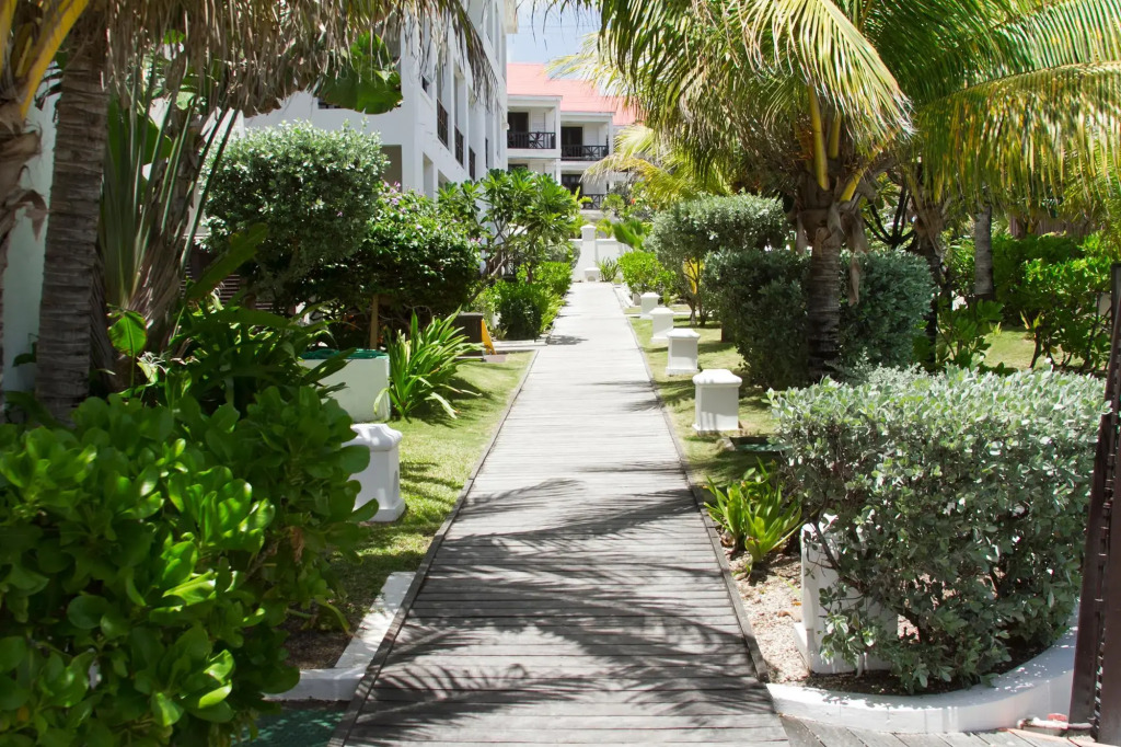 Silver Point Hotel