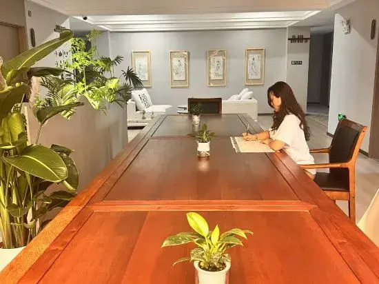 Wafangdian Yuejian Four Seasons Hotel
