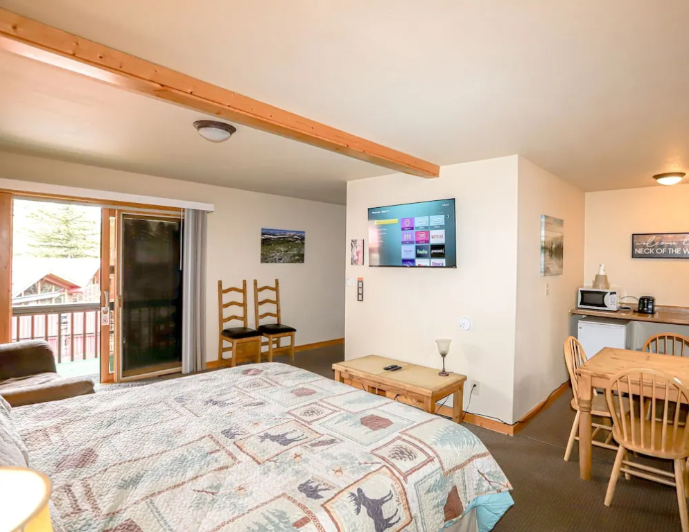 Nickys Resort