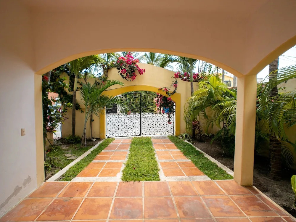 Real Cancún for 4-5 Guests, Amazing Location