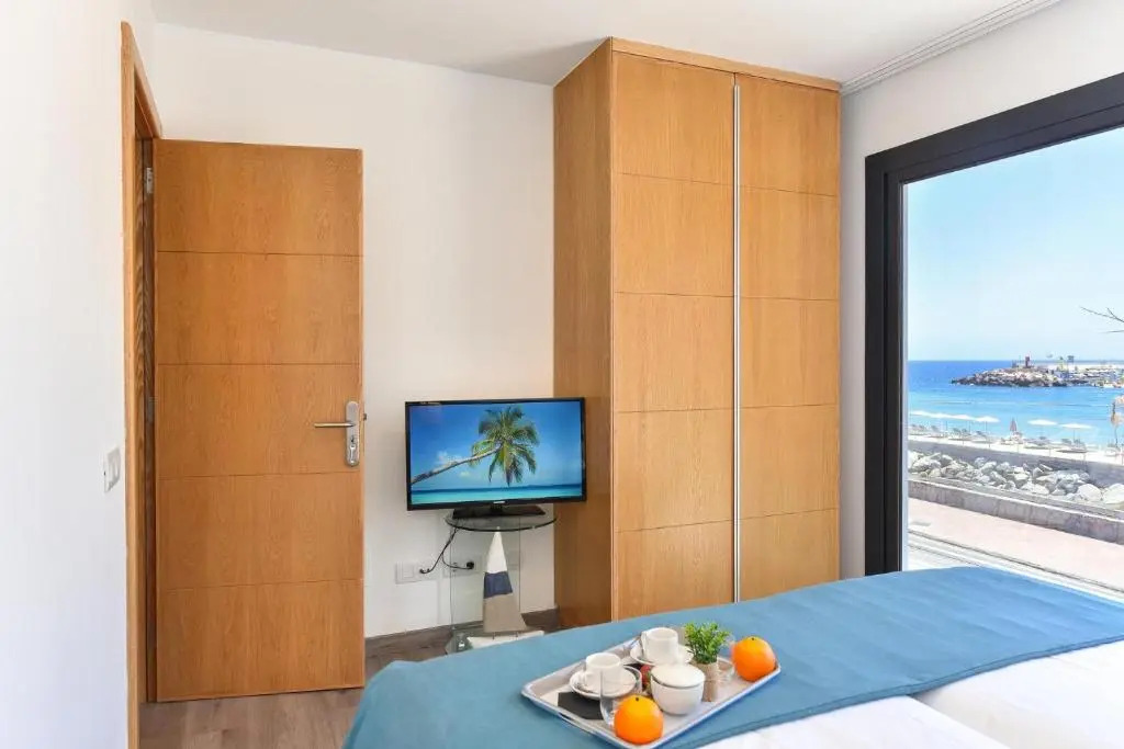 BeachFront Suites Morea Puerto Rico by VillaGranCanaria