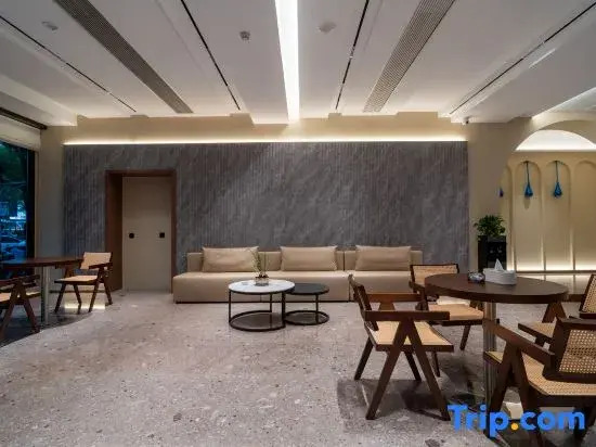 JULY · Qiyue Hotel (Linhai Intime City & Linghu Scenic Area Branch)