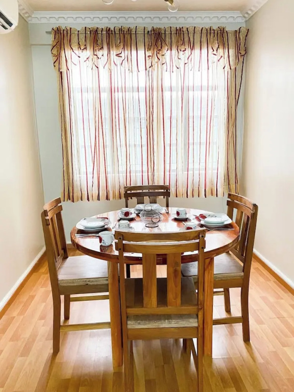 Stylish 1-bed Opposite Queens Park Savannah