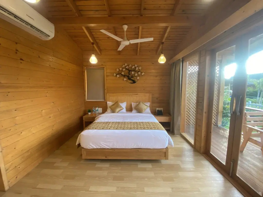 Villament Zinc Journey By The Fern, Karjat