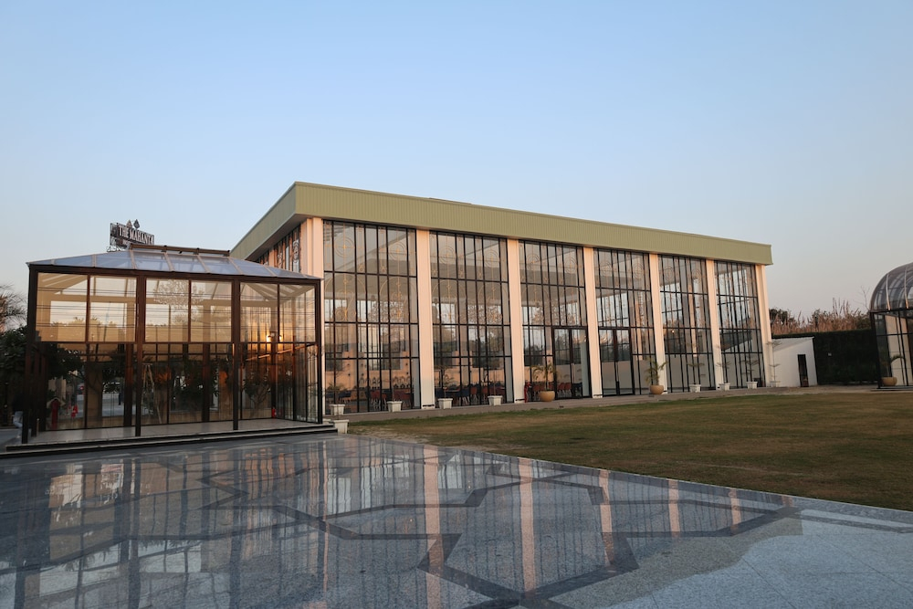 The Mahanta Boutique Hotel and Resort