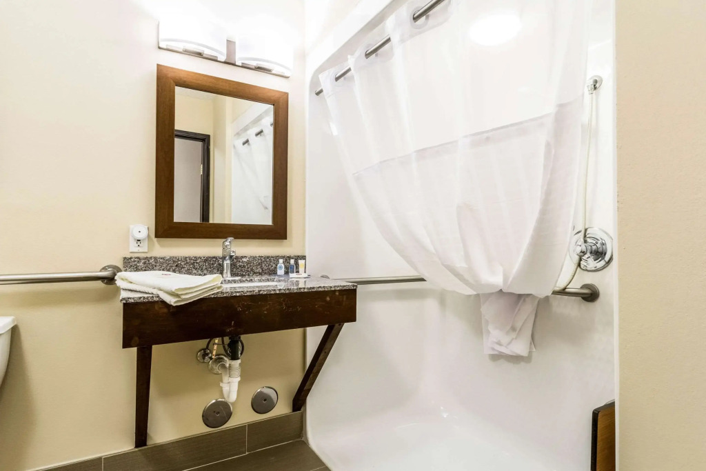 Comfort Inn Norwalk - Sandusky