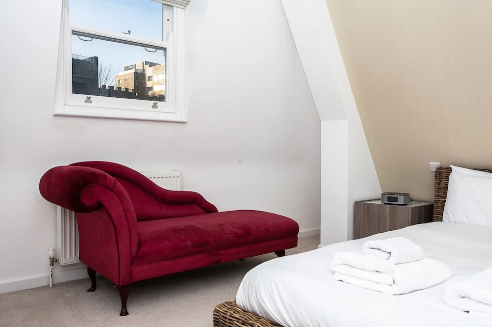 Luxurious 2 Bedroom Apartment In The Heart Of Old Street