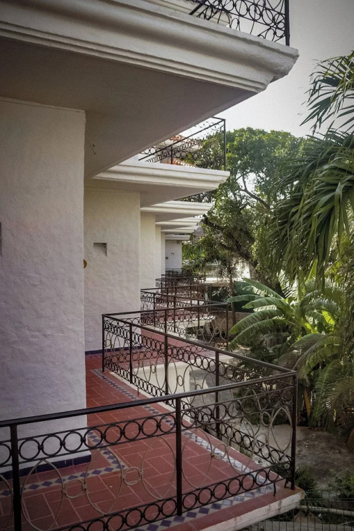Hotel manzana blanca
