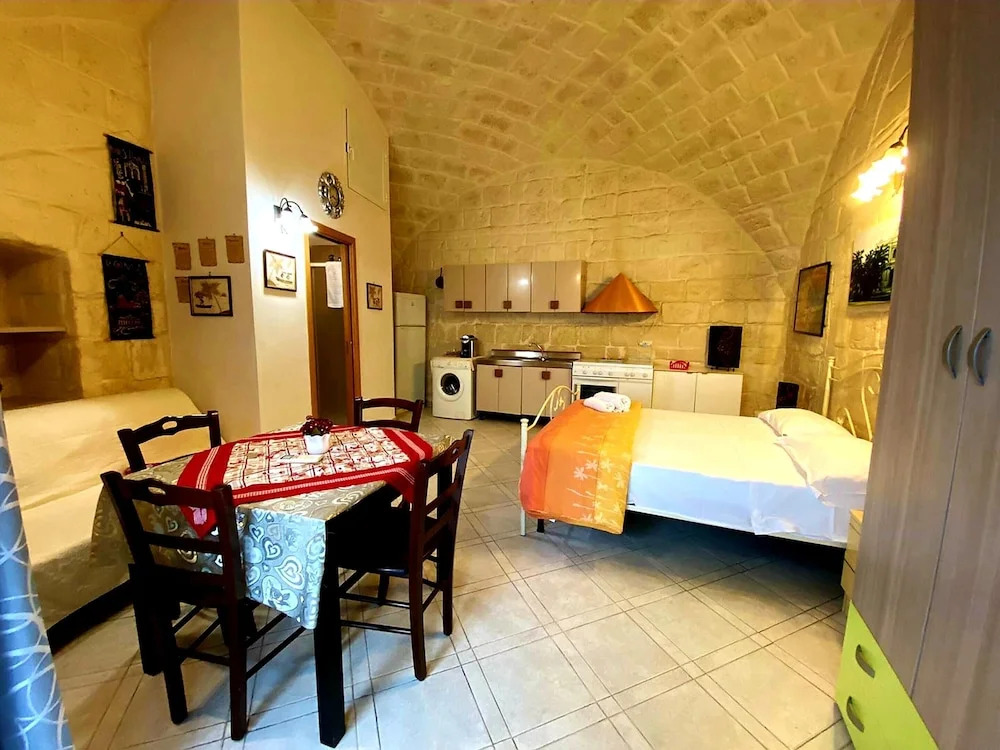 Studio In Trani 1 Km From The Beach