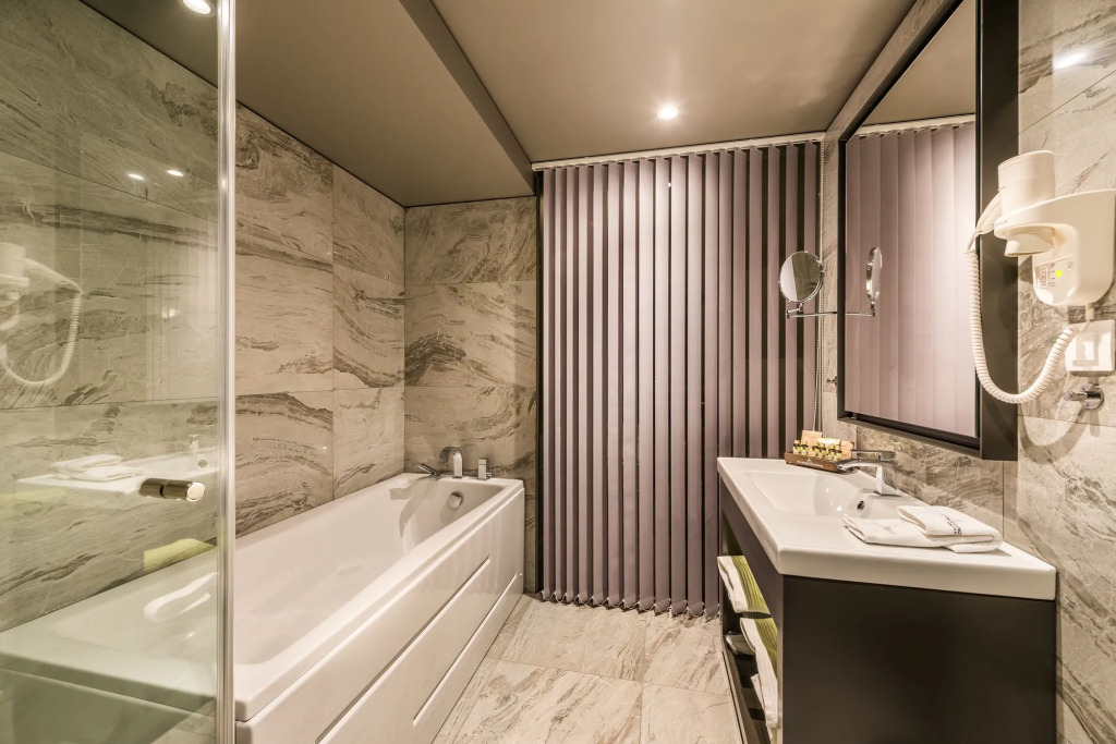 All Seasons Residence Design Hotel