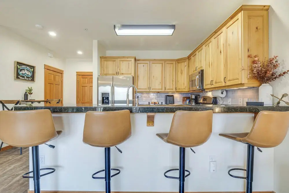 Winter Park Condo w/ Balcony & Mtn Views!