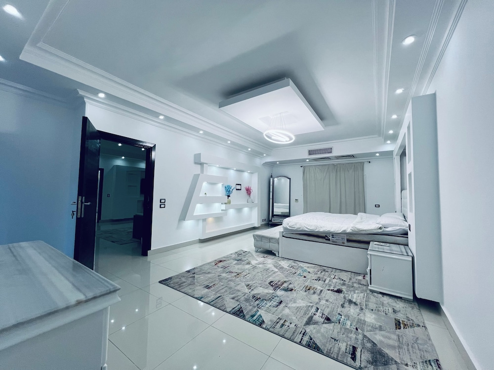 ELITE Premium 6BR Family Villa with Pool