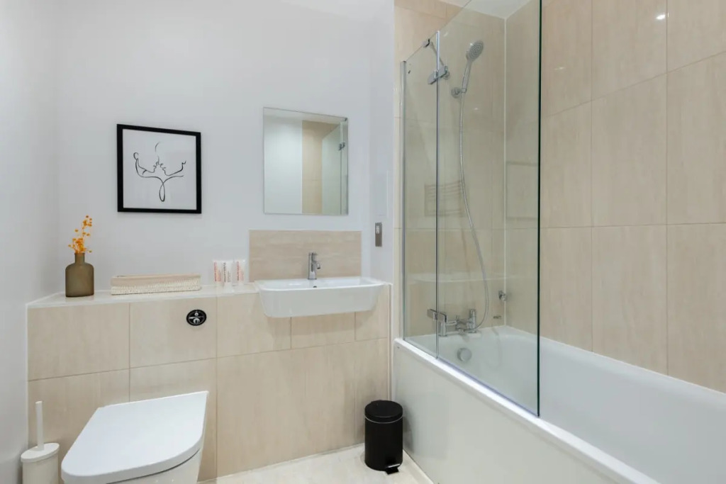 The Hoxton Docks - Modern & Bright 1BDR Flat With Study Room & Balcony