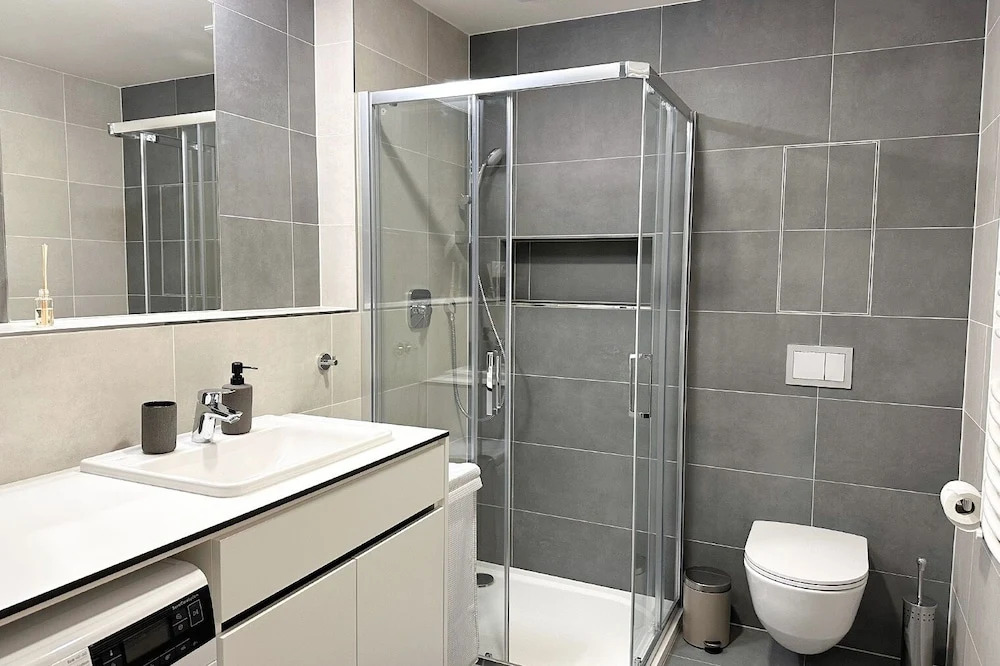 Modern Holesovice Apartment