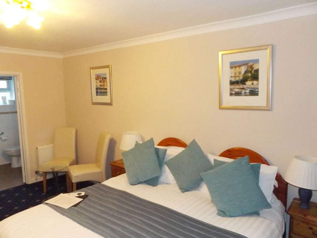 The Rosscourt Hotel