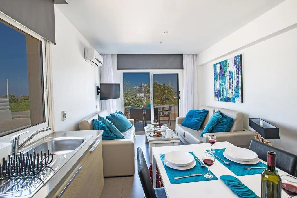 Nicholas Seaview Apartments