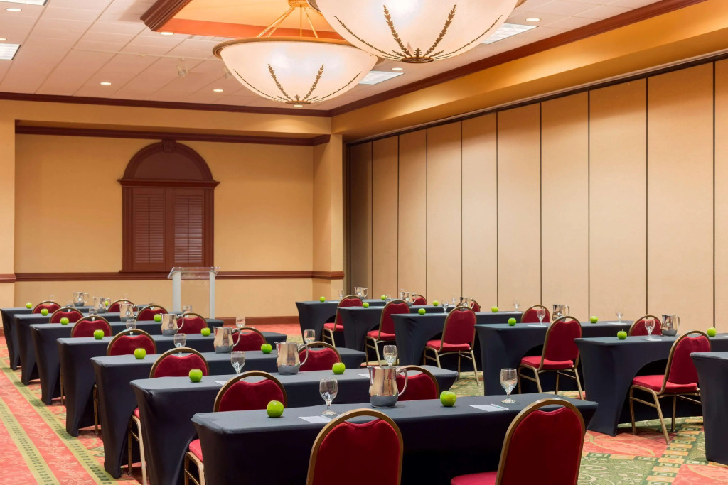 Embassy Suites Columbia - Greystone