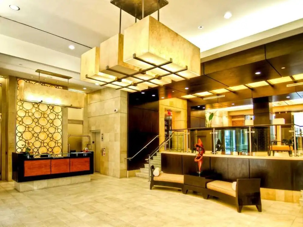 Global Luxury Suites in Rosslyn