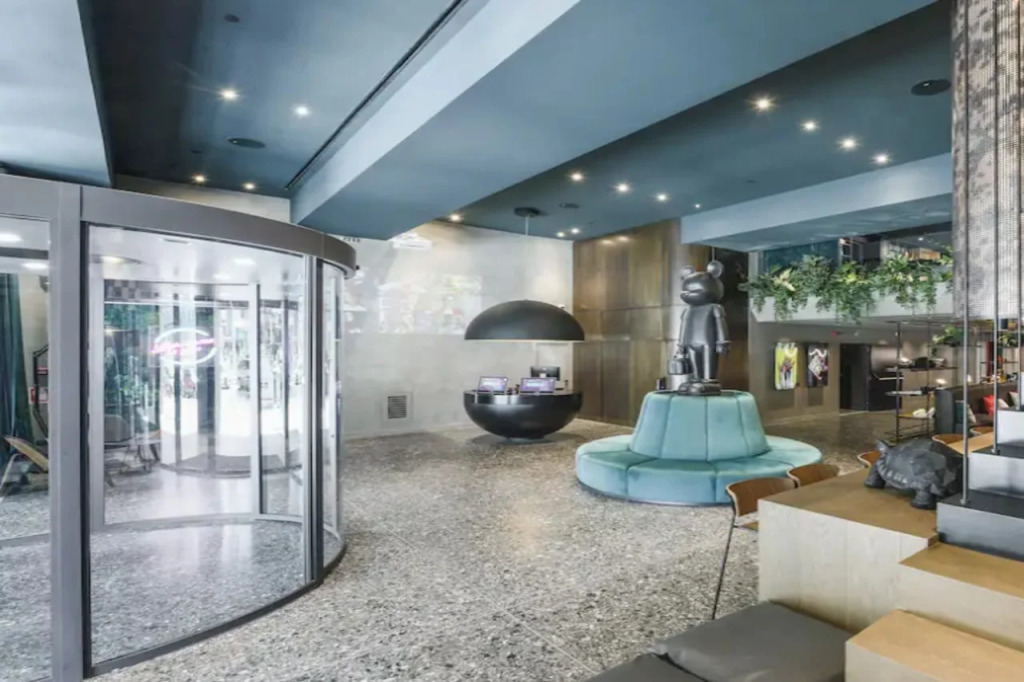 ONOMA Hotel