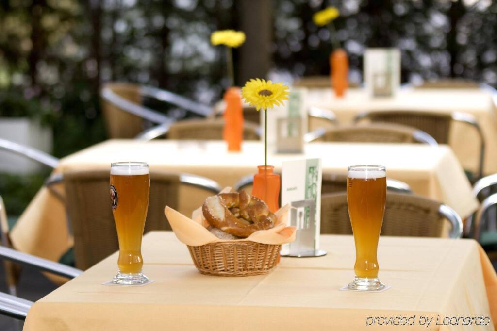 FOUR Essen City Centre