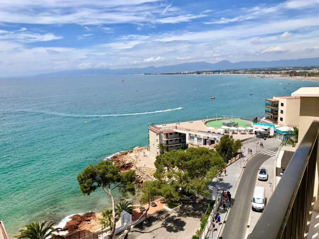 Apartamento moderno nautilus (Playa Capellans)