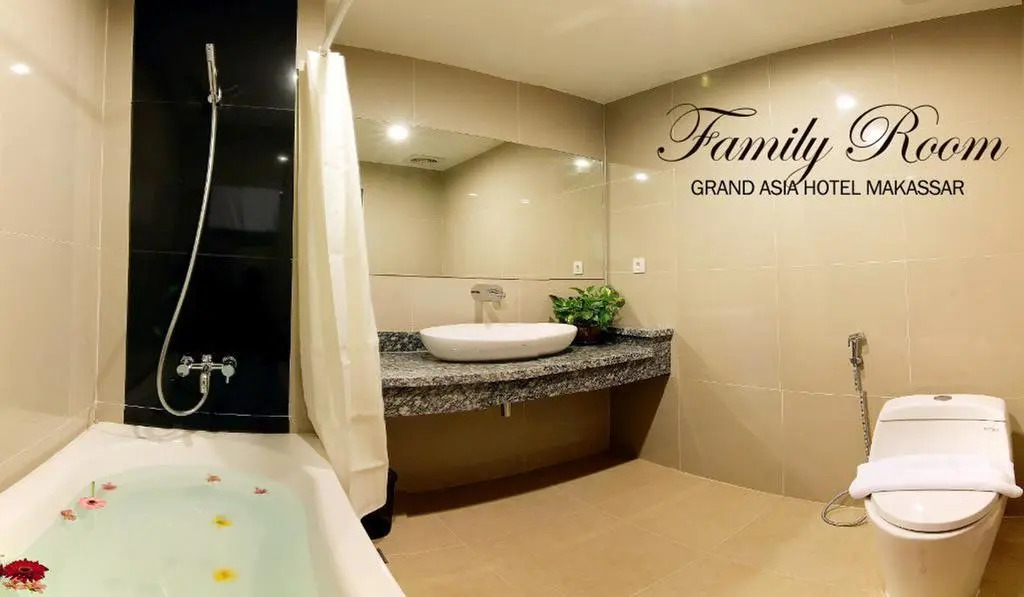 Grand Asia Hotel