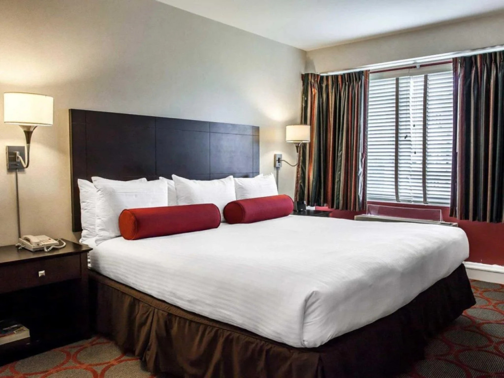 The Virginian Suites, an Ascend Collection hotel