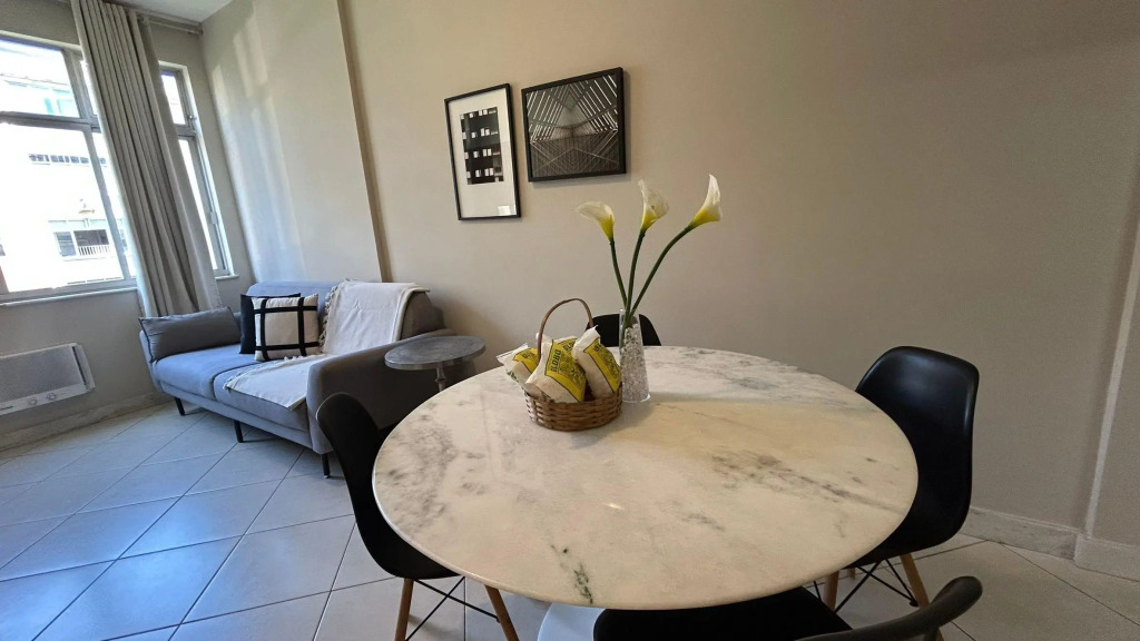 Posto 9, Ipanema 2 Quartos Com Suíte
