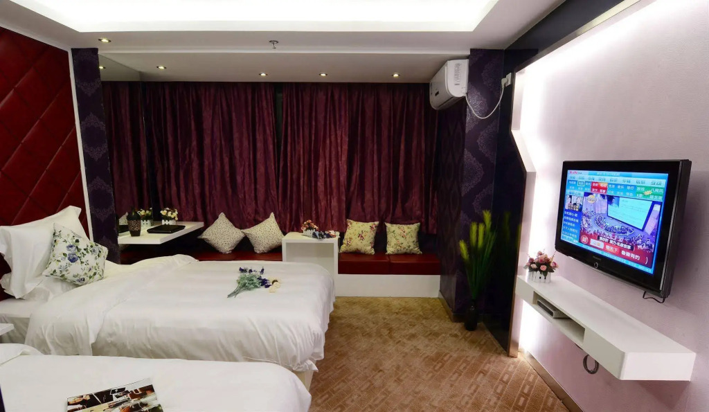 City Boutique Theme Hotel