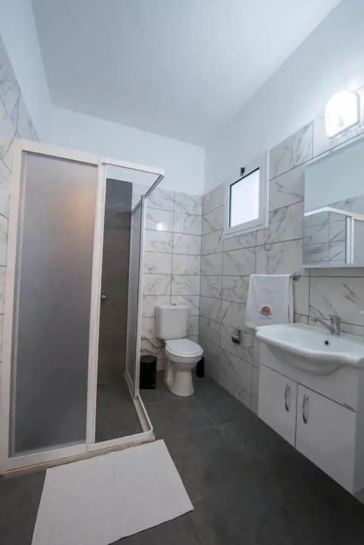 Deniz Airport Suites