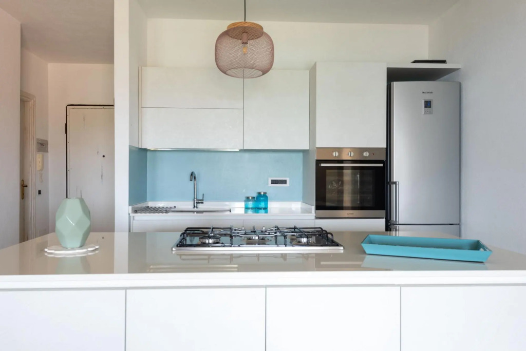 It consists of a large living room with comfortable sofa bed for 2 persons, two double bedrooms with-S'ABBA DI SU