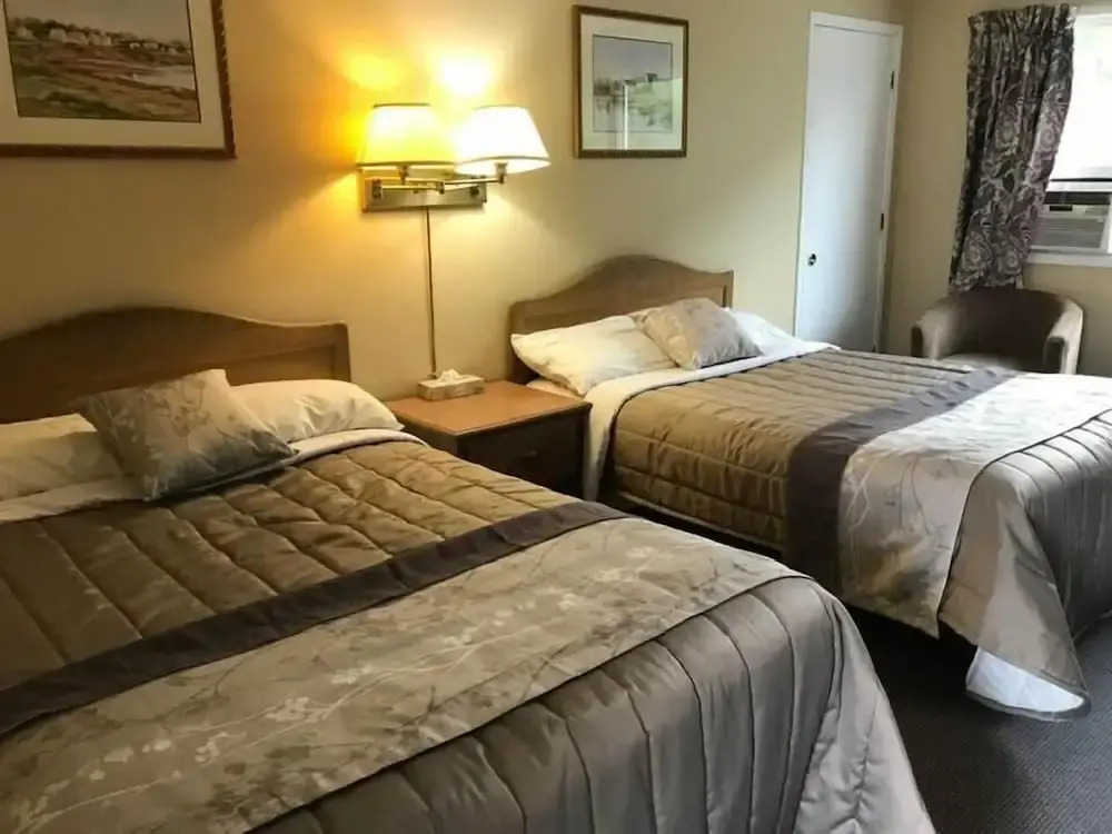 Coastal Inn - Kingfisher