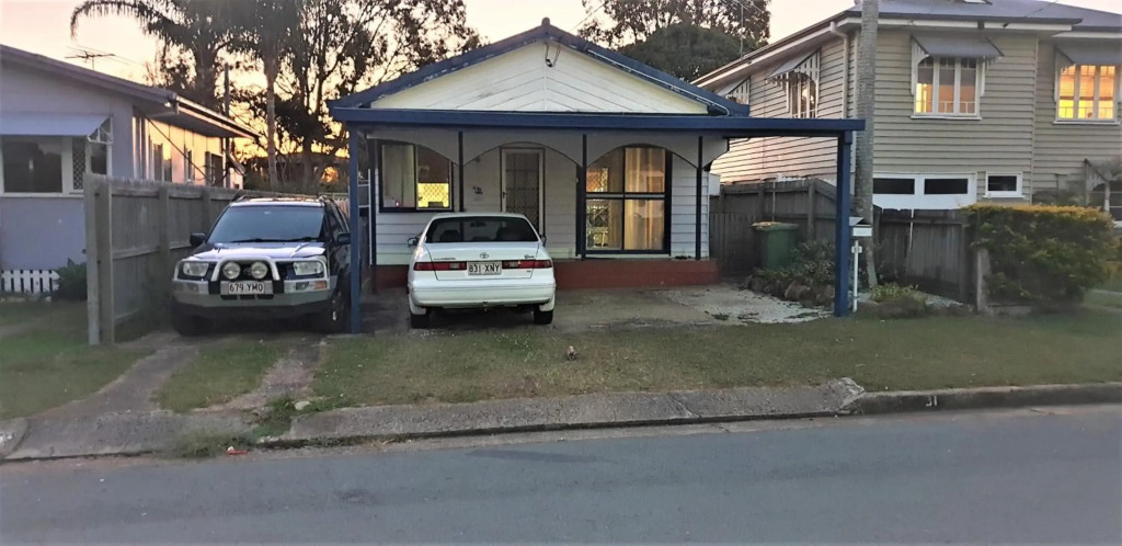 WOODY Pt - AMAZING 1970s SHARE HOUSE BY THE SEA-4 rooms available