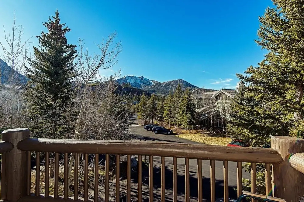 Snowcreek #936 (Phase 5) - 3 Br Condo