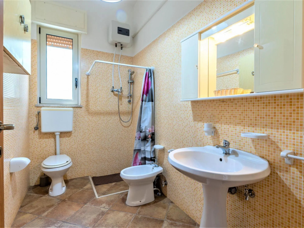 Cosy apartment in Racale with private terrace