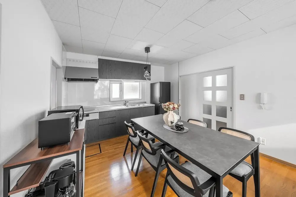 The Village 1001