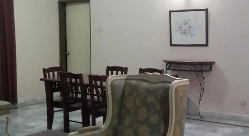 Golden City Apartment - Leisure Holiday Resorts
