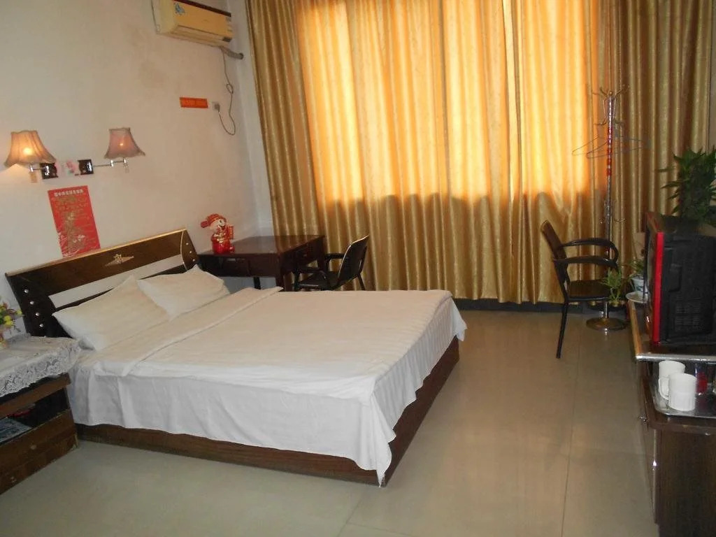 Chengzhong Hotel