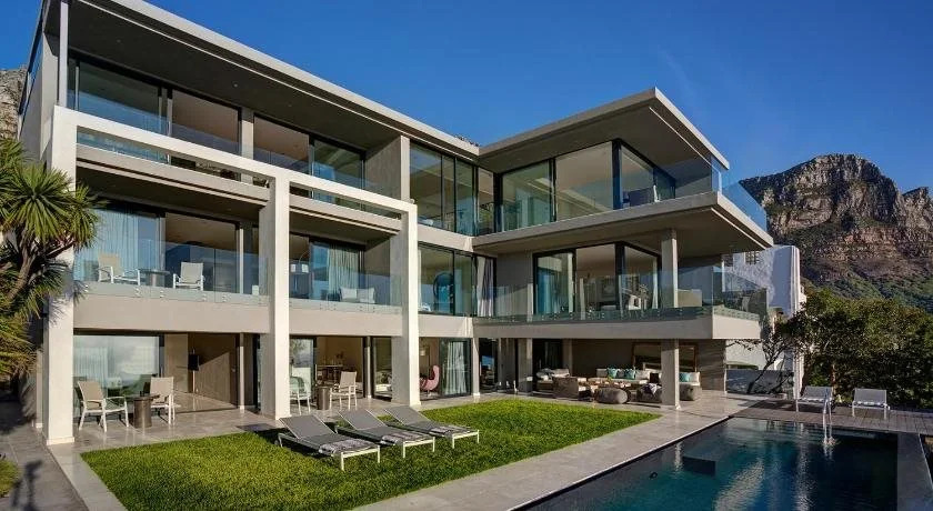 CB-ONE Luxury Stay