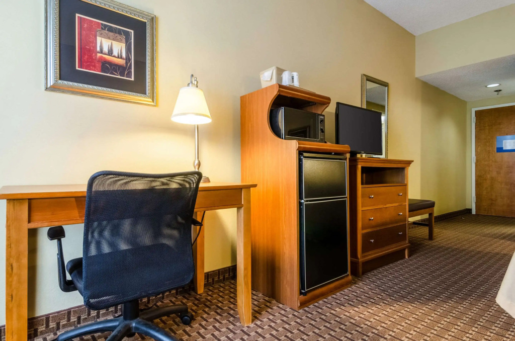 Quality Inn Lumberton North