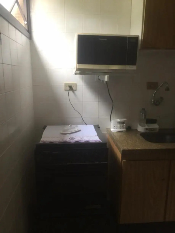 Apto. No terreo Enseada Ubatuba com piscina p/ 5 pessoas