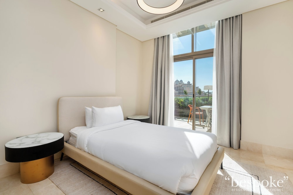 2BR with Terrace in The 8 by Bespoke