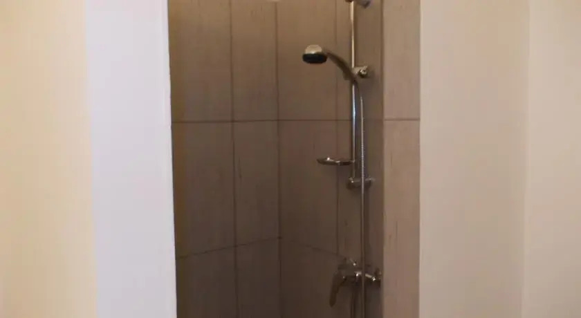 Apartamente Sara 2013